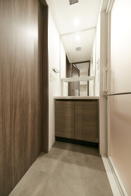洗面設備　※写真は同タイプ住戸です。