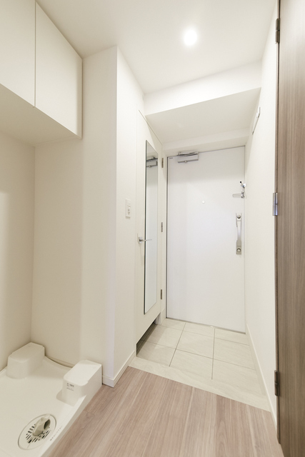 玄関　※写真は同タイプ住戸です。