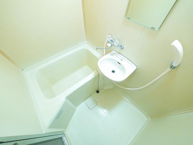 洗面設備　ゆったりスペース