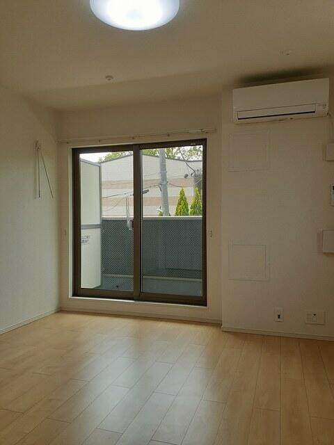 居室・リビング　?