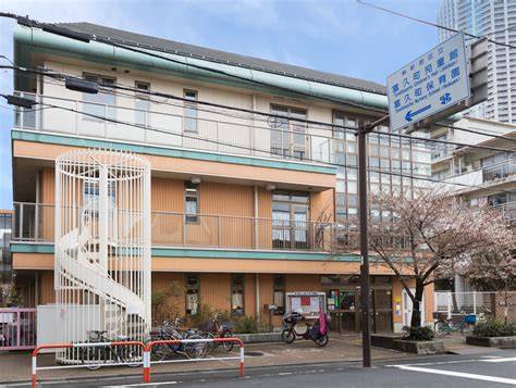 幼稚園・保育園　社会福祉法人新栄会新宿区立富久町保育園（幼稚園・保育園）まで319m