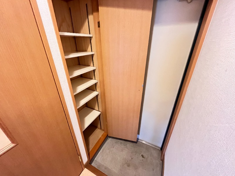 玄関　別号室イメージ