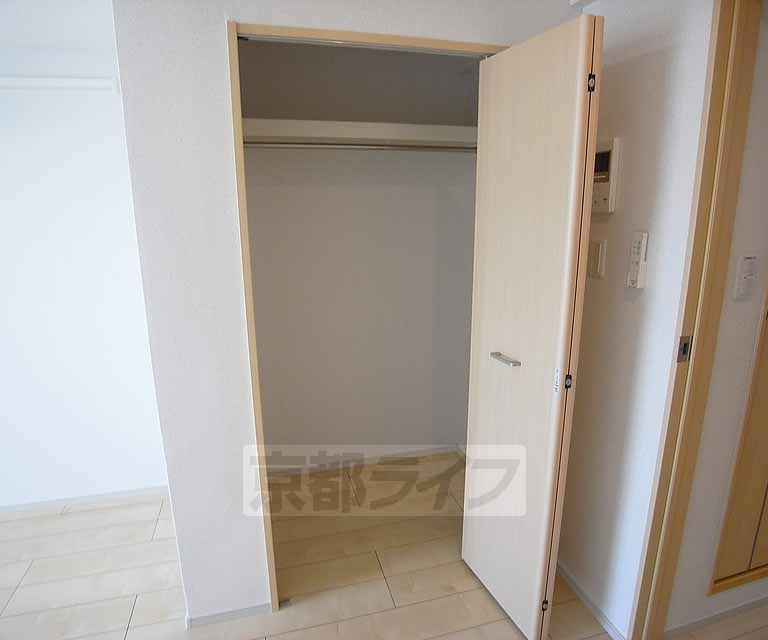 収納　お部屋内に大きな収納。