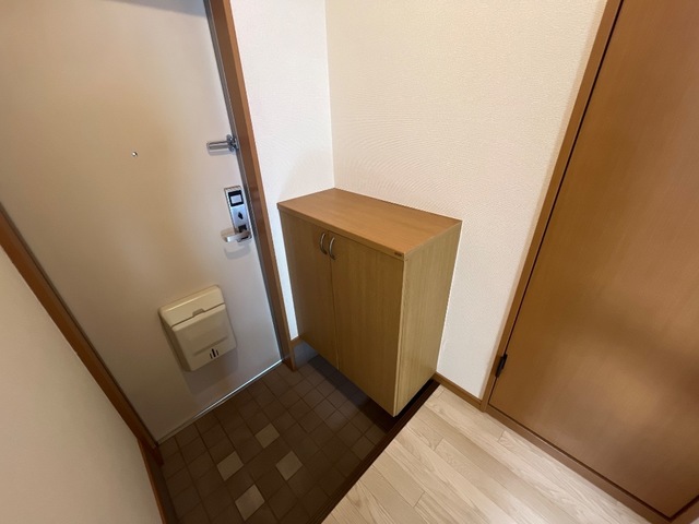 玄関　シューズボックス