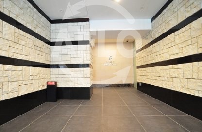 エントランス　アドバンス難波南シャルム　エントランス