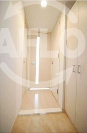 玄関　アドバンス難波南シャルム　玄関スペース