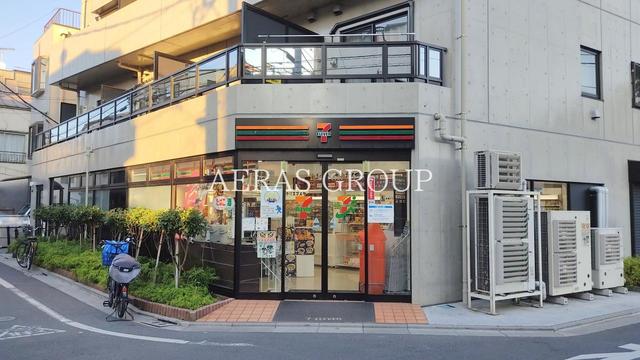 コンビニ　セブン-イレブン 荒川町屋１丁目店（コンビニ）まで111m