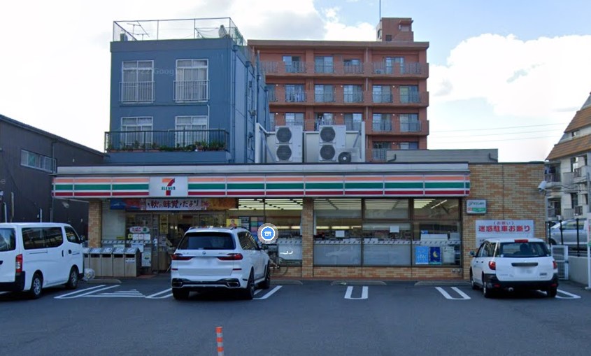 コンビニ　セブンイレブン周南平和通店（コンビニ）まで353m