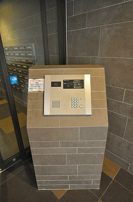 エントランス　オートロック