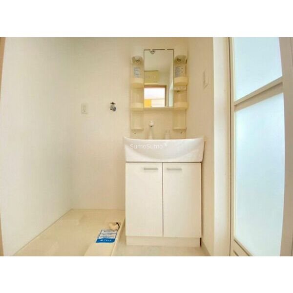 洗面設備　洗面所です