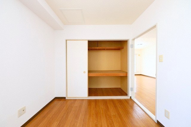 収納　各部屋に収納付きです♪