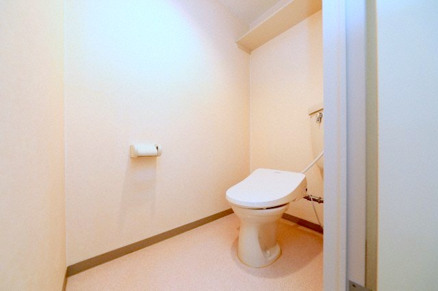トイレ　ウォシュレット付きのトイレです♪