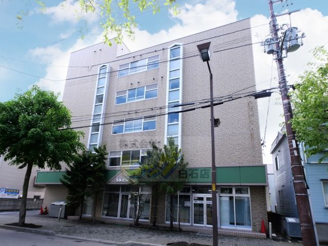 建物外観　経済的な都市ガス採用の２ＬＤＫマンションです♪