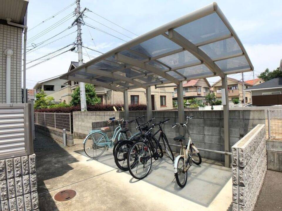 駐車場　駐輪場