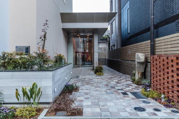 エントランス　エントランス