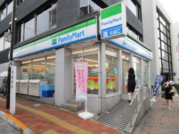 コンビニ　ファミリーマート神楽坂上店（コンビニ）まで365m
