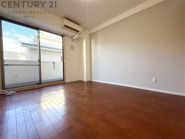 居室・リビング　エアコン付きで初期費用を抑えられます♪