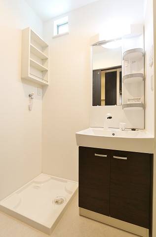 洗面設備　朝の身支度はこちらから