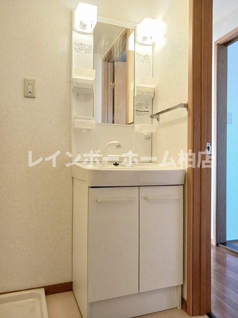 洗面設備　洗面所です