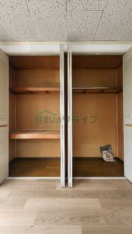収納　別部屋参考写真となります。