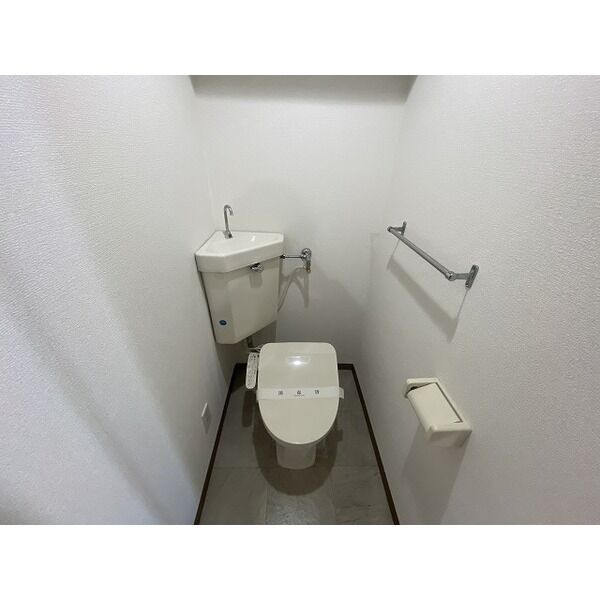 トイレ　※別号室参考画像