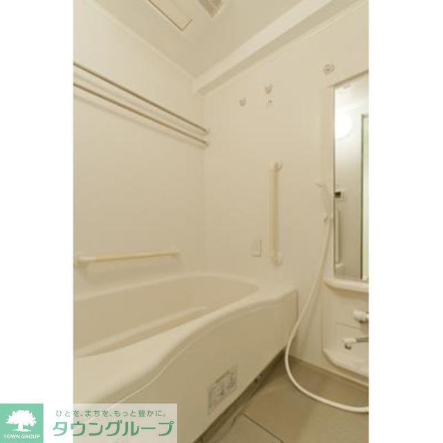 バス・シャワールーム　※写真は同タイプ住戸です。