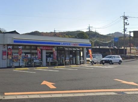コンビニ　ローソン ローソン・ポプラ出雲医大南町店（コンビニ）まで405m