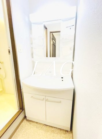 洗面設備　洗面台です。