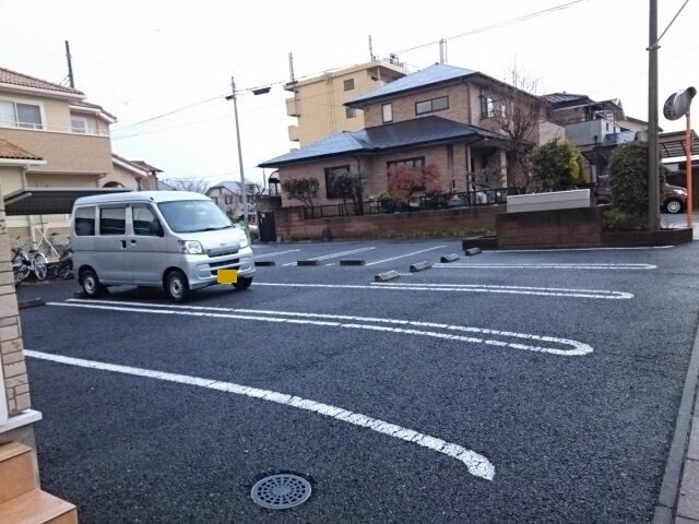 駐車場　駐車場完備です