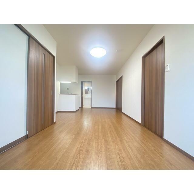 居室・リビング　※他のお部屋の参考写真です