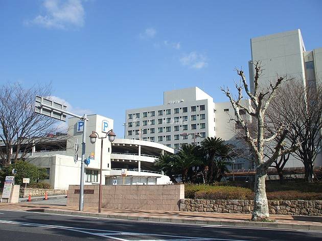 病院　神戸大学医学部附属病院（病院）まで683m