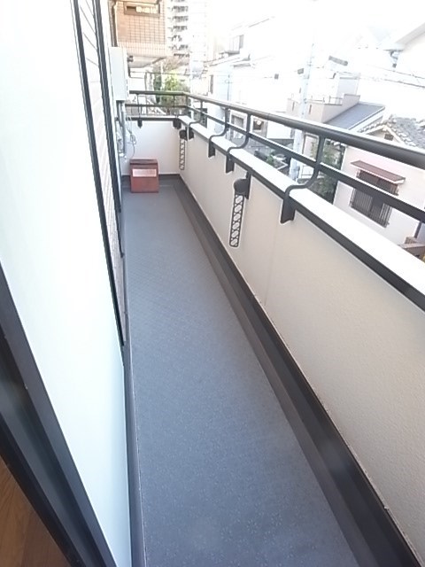 バルコニー　バルコニー付きです