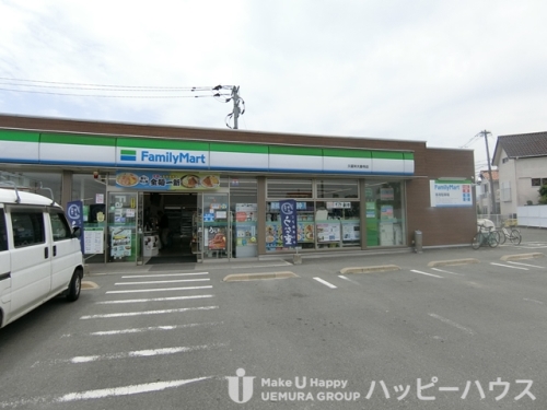 コンビニ　ファミリーマート久留米大善寺店（コンビニ）まで23m