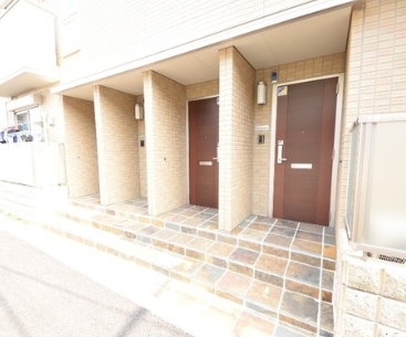 エントランス　共用部分も大変綺麗★