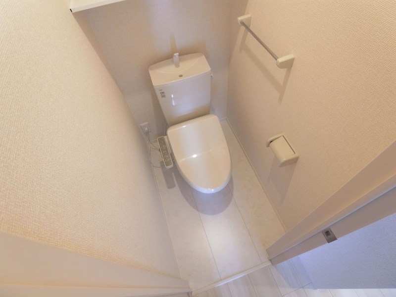 トイレ　別部屋参考写真
