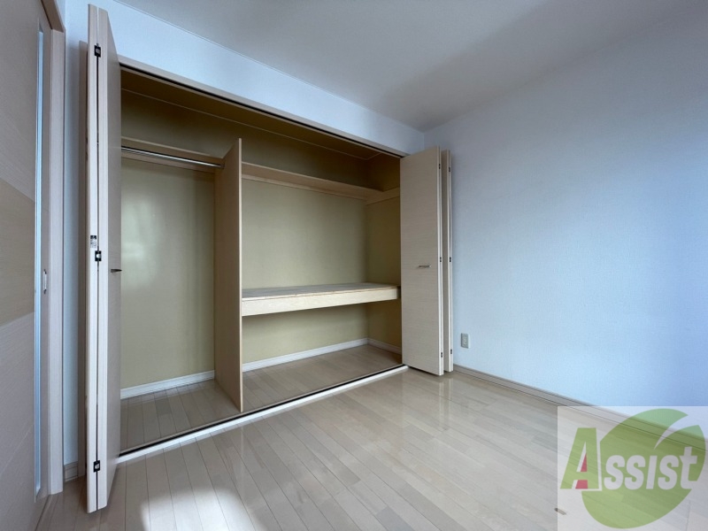収納　収納もバッチリあるのでお部屋が片付きますよ！
