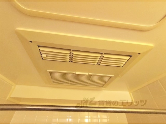その他設備　浴室乾燥機