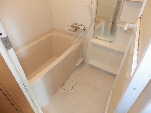 バス・シャワールーム　嬉しいバス・トイレ別