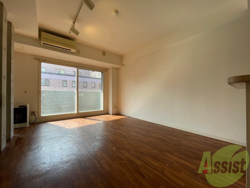 居室・リビング　広くてキレイなお部屋が広がっていて、充実した生活が送れそう。