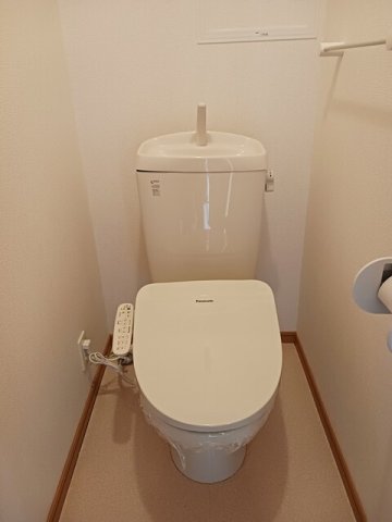 トイレ　トイレもきれいです