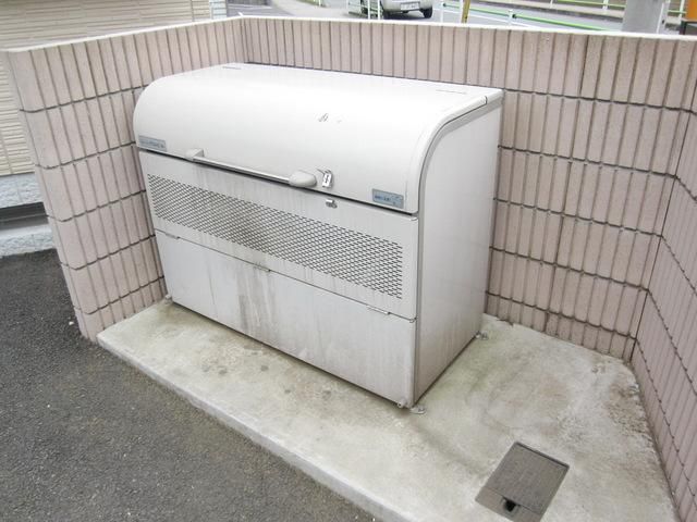 その他共有部分　☆ゴミ置き場です☆