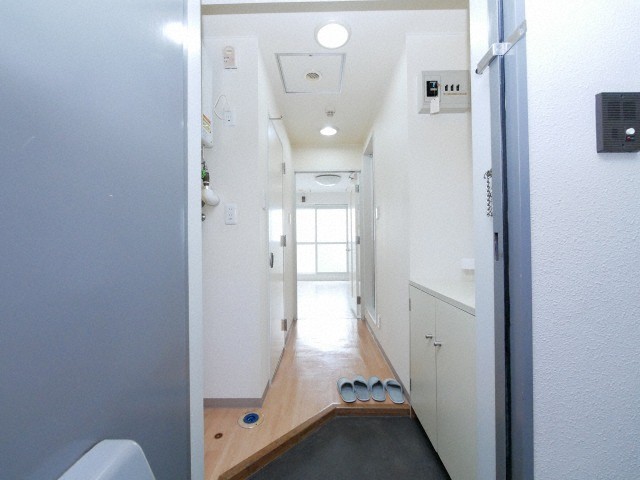 玄関　※別号室参考画像