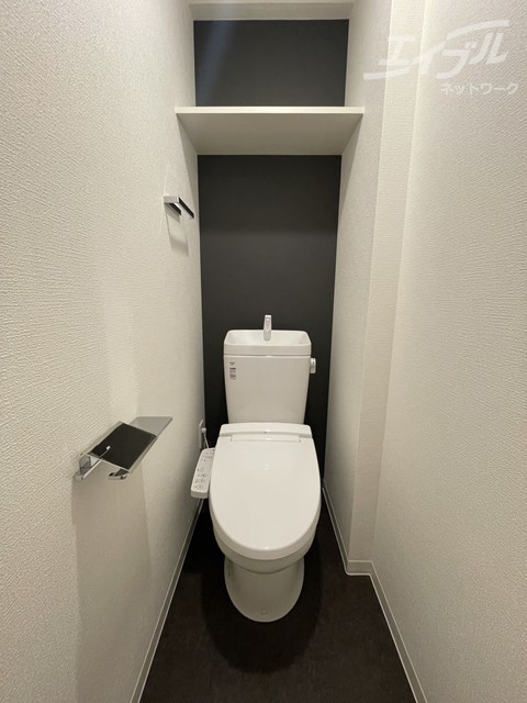 トイレ　ウォッシュレット付き