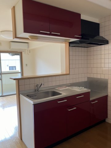 キッチン　別部屋画像、左右反転