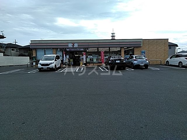 コンビニ　セブンイレブン　宇都宮越戸１丁目店（コンビニ）まで553m
