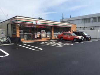 コンビニ　セブンイレブン 日野神明4丁目店（コンビニ）まで793m