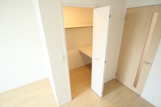収納　※別部屋の写真です