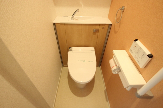トイレ　※別部屋の写真です