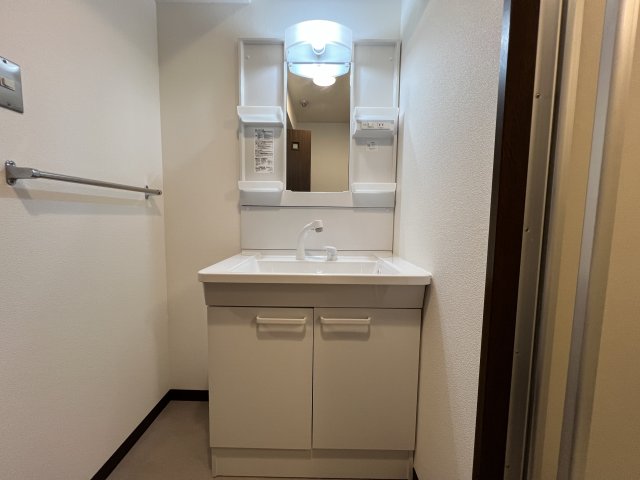 ユートピア魚住の内装写真