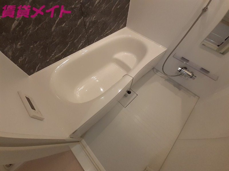バス・シャワールーム　同型参考写真